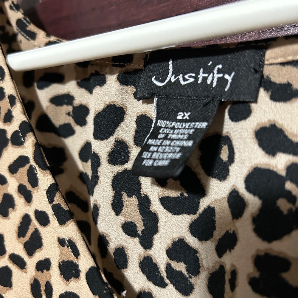 Justify Women's Cheetah Blouse - Picture 3 of 3
